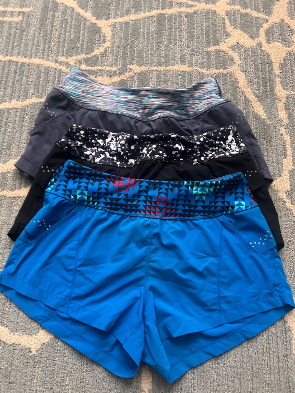 Zella Women’s size S Athletic Shorts with Patterned Waistbands